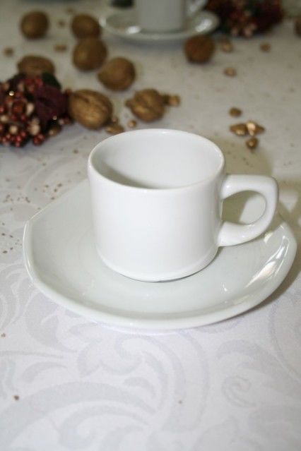 Vaisselle - SOUS TASSE PORCELAINE  OCTO